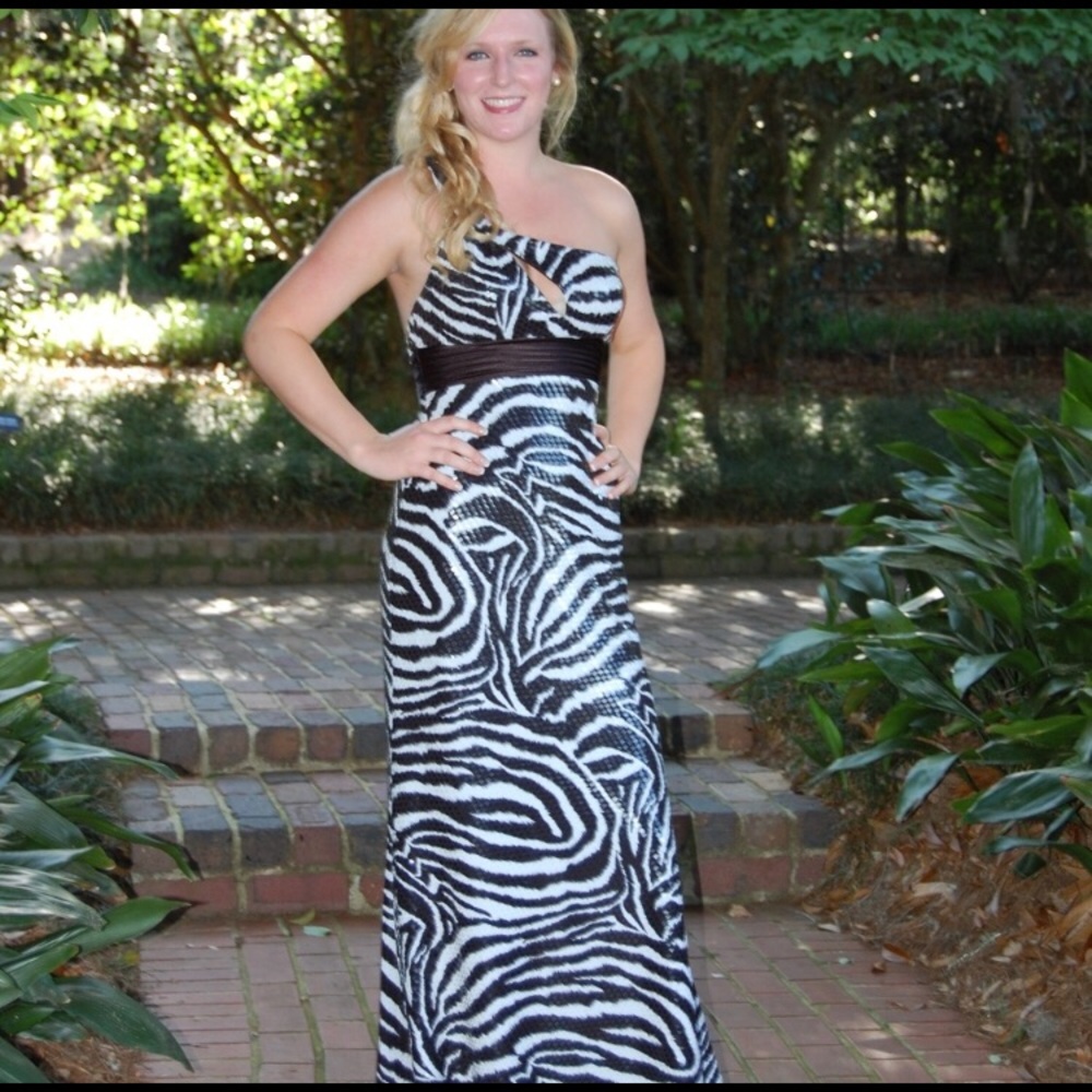 One shoulder Prom dress